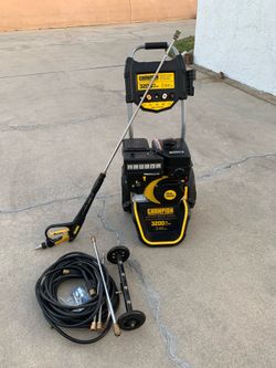 Champion 3200 PSI Gas Pressure Washer
