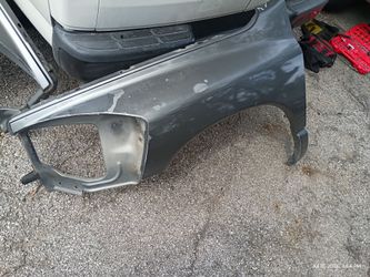 06-08 Ram Fenders