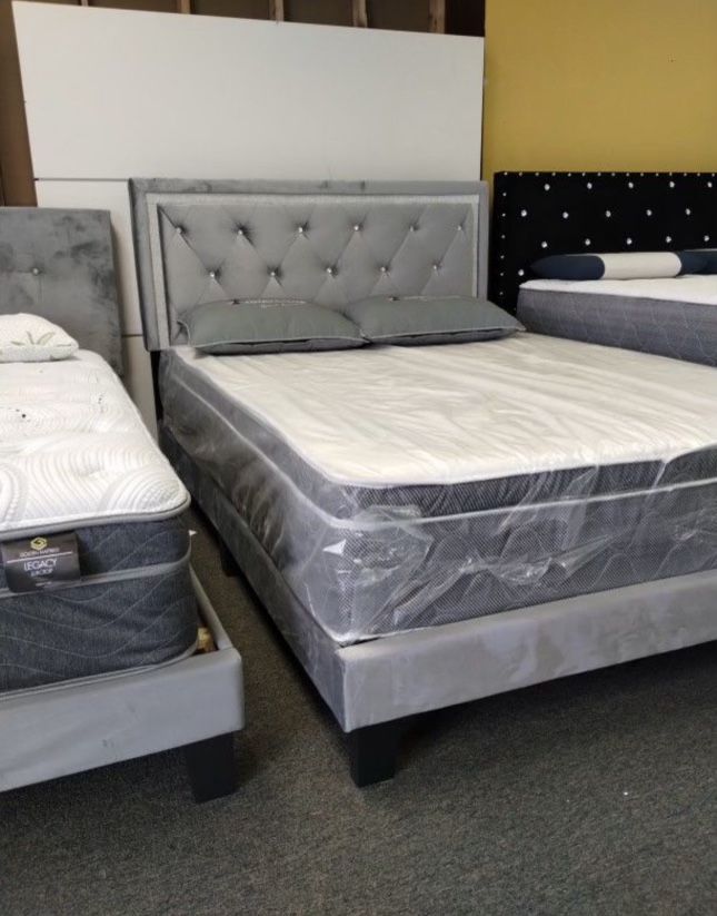 New Queen Size Bed With Promo Mattress And Free Delivery 