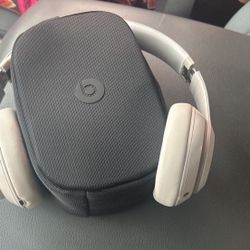 Beats Studio Pros 