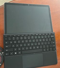 Microsoft Surface Go 3 WiFi 64gb with keyboard like new conditions
