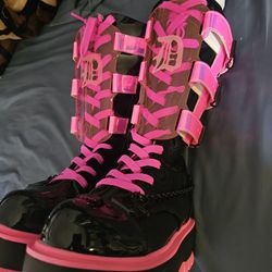 Demonia Slacker 156 Size 8 Woman Boots Pink