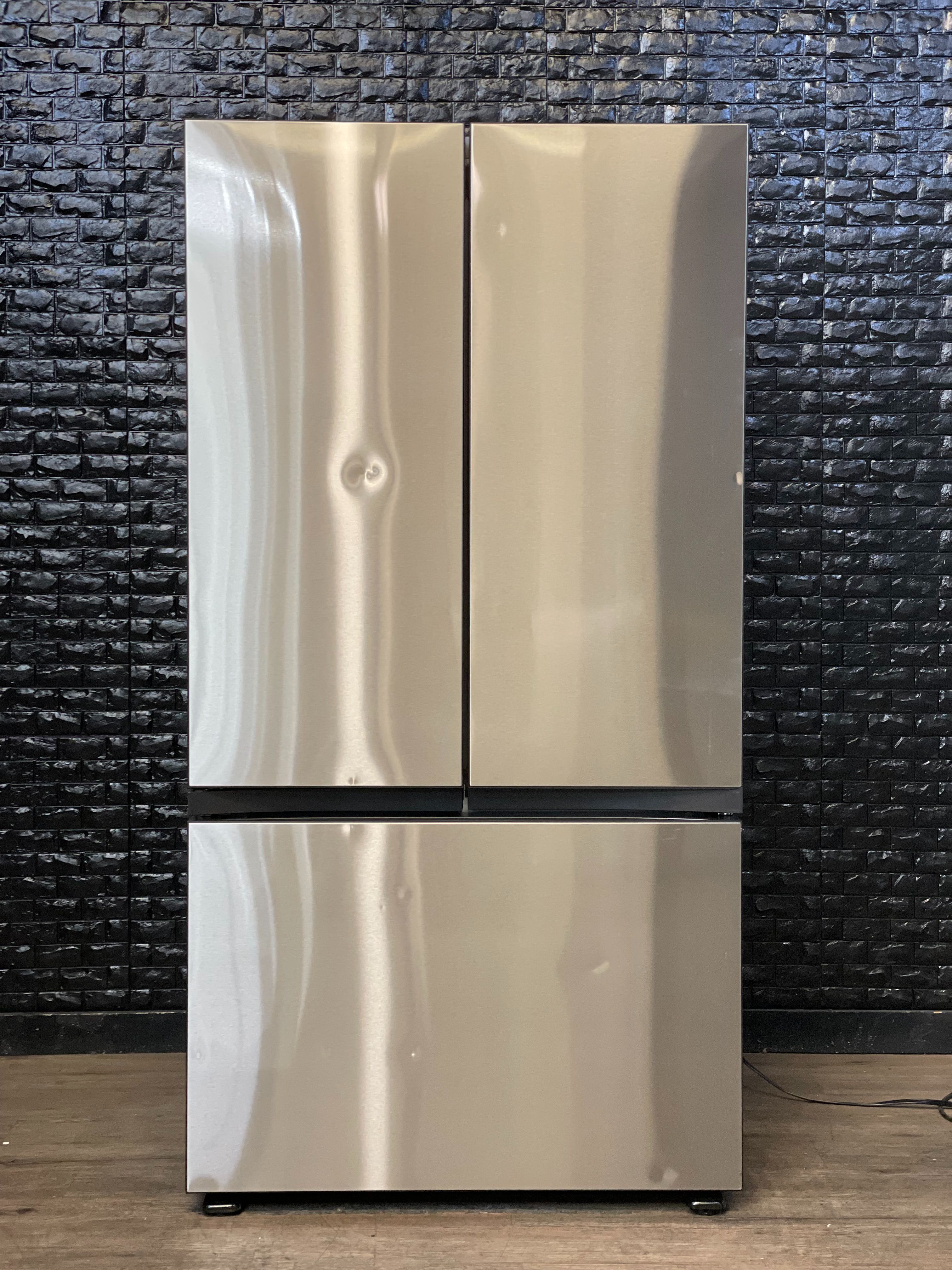 SAMSUNG BESPOKE REFRIGERATOR w/WARRANTY! R2551A