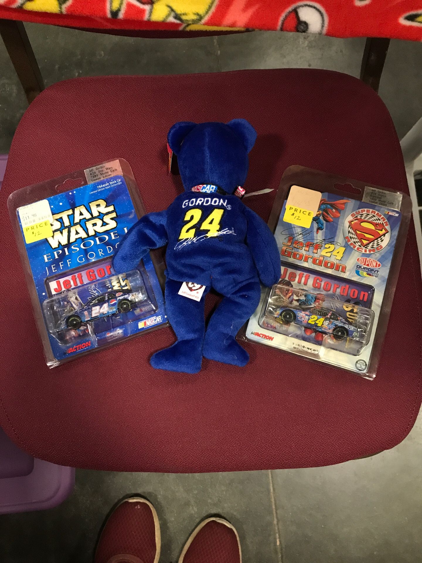 Jeff Gordon Ty beanie baby plus two Action collector cars Star Wars and Superman