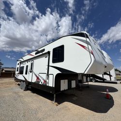 2017 Genesis Supreme 32cr 