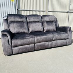 New Dual Reclining Sofa 