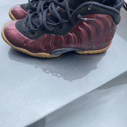 Maroon Foamposites Sz 5y 