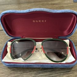 Gucci Glasses, Aviator Style With Gucci Colors Green, Red And Ahold Metal Frame 