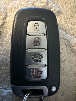 2015 Hyundai Sonata OEM Key Fob – 4 Button Remote