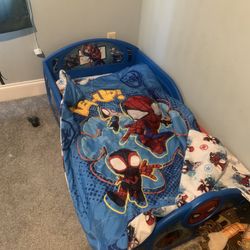 Toddler 🕷️ Man Bed