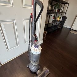 Dyson Animal Vacuum