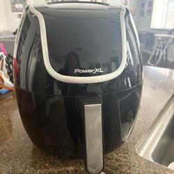 PowerXL Air Fryer 7 QT Maxx Classic, Extra Hot Air Fry, Cook, Crisp, Broil, Roast, Bake, High Gloss Finish, Nonstick, Black