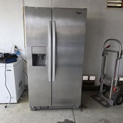 Whirlpool side by side refrigerator