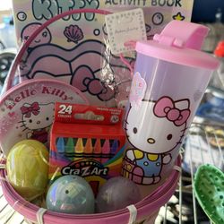 Hello Kitty Basket 