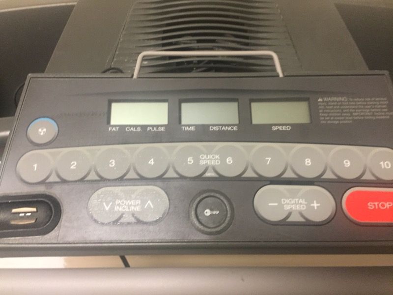 ProForm 495 Pi cooling breeze treadmill for Sale in Southwest Ranches