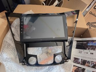 Android Car Stereo Radio for Hyundai Sonata 2010-2015 - Touchscreen Head Unit with Frame (C7253)
