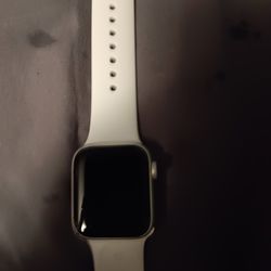 Series 6 40mm Apple Watch