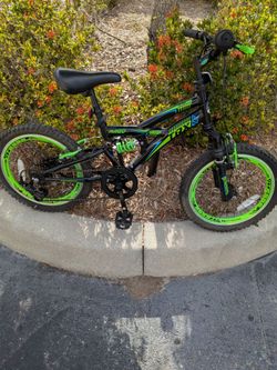 Northwoods Boys' 18" TRX Bike Firm $60