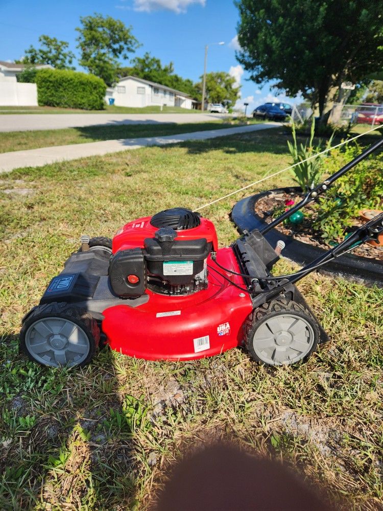Craftsman M210 Lawn Mower