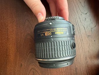 Nikon AF-S DX NIKKOR 18-55mm f/3.5-5.6G VR II Lens