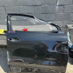 2022 - 2024 Q4 E-TRON - FRONT PASSENGER SIDE DOOR OEM