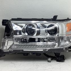2016 2021 Toyota Land Cruiser left LED headlight (3i)