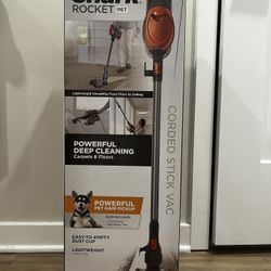 (BRAND NEW)Shark Rocket Ultra-Light Stick Vacuume HV301:Pet Hair, Converts to Handheld,25' Cord