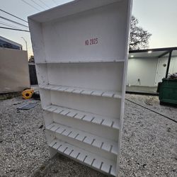 FREE Wine/Champagne Glass Wall