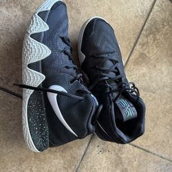 Kyrie 4 “Ankle Taker”