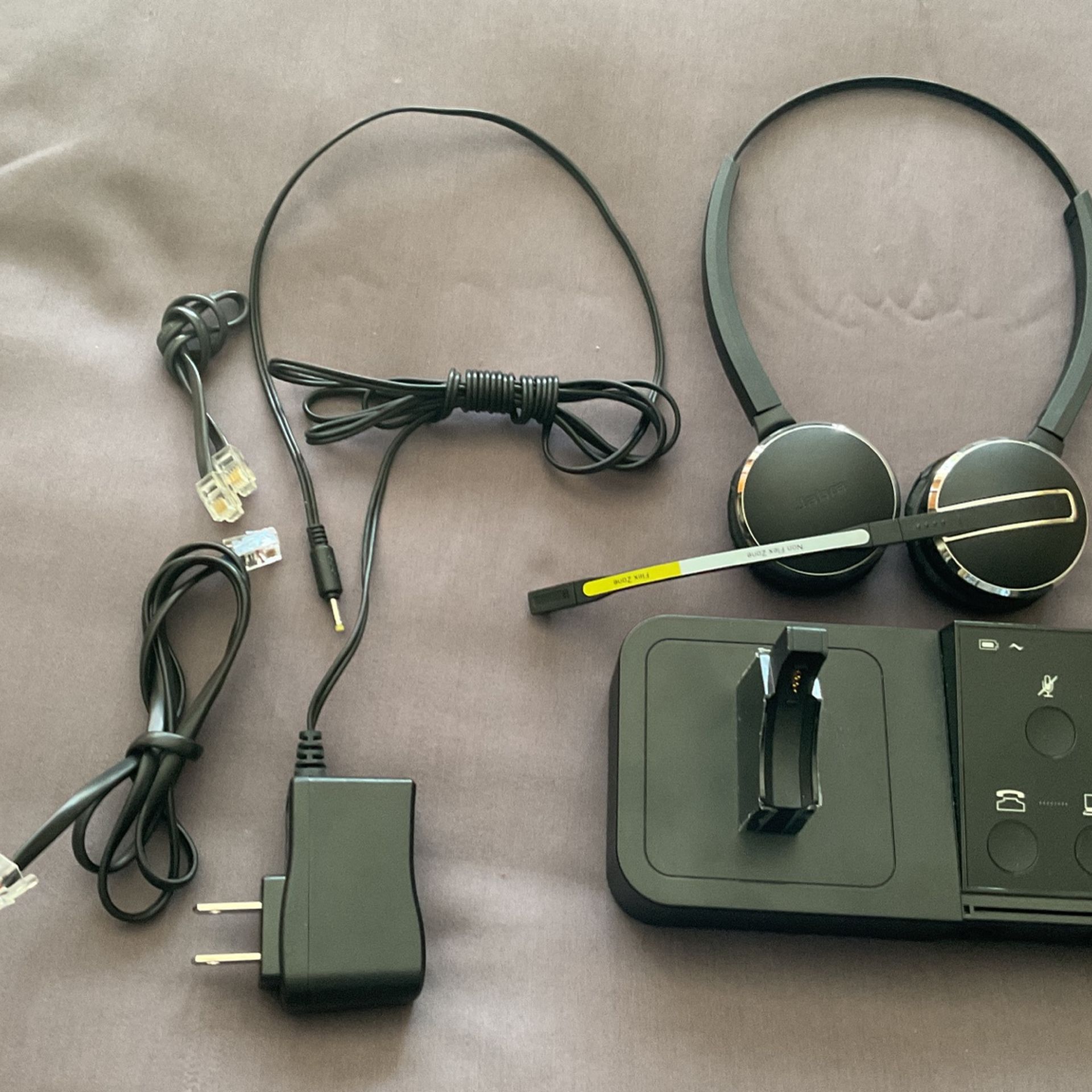 Jabra Pro 9400BS Headset W/ Charging Station