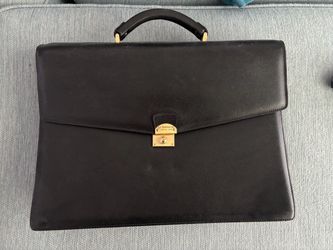 Le Tanneur (French brand) briefcase in good condition