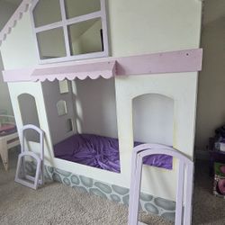Twin Size Kid House Bunk beds