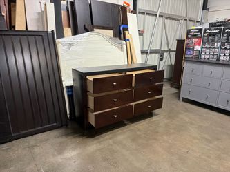 6 drawer dresser $145