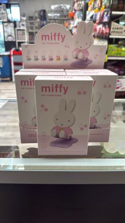 Miffy Pad Phone Stand