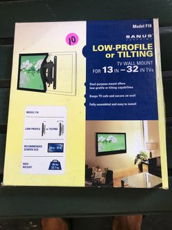 13 inch to 32 inch low profile or tilting TV mount