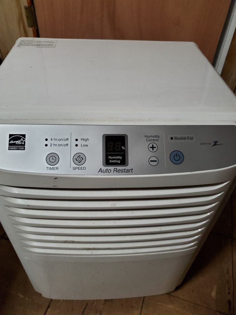 Zenith Dehumidifier for Sale in Akron, OH OfferUp