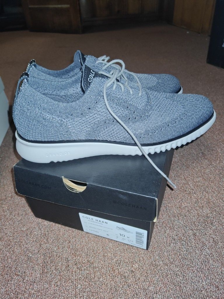 Cole Haan Men display picture 3