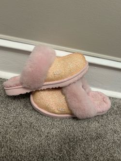 Ugg slides
