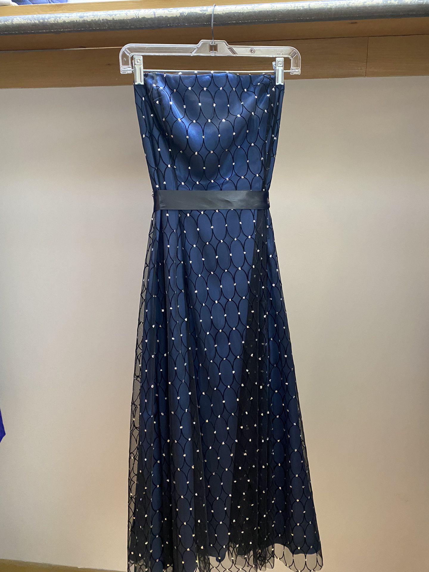 Strapless Dress Size 8 - Adrianna Papell Boutique