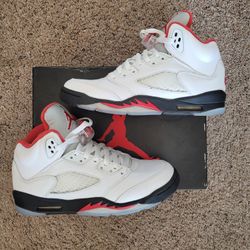 Jordan 5 Fire Red Size 11.5