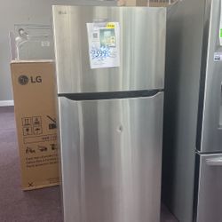 Refrigerator Stainless Steel 30” In New Open Box And 1 Year Warranty 