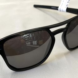 Oakley Sunglasses, Perfect Shape! OO9(contact info removed)