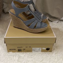 Michael Kors Berkley Wedges 7M Pale Blue 