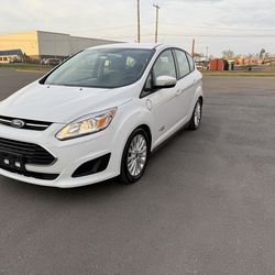 FORD C-MAX 2017 ENERGI CLEAN CARFAX RUNS PERFECT