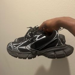 Balenciaga runners
