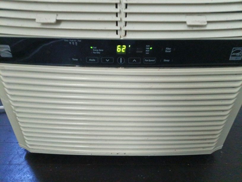 Kenmore Air Conditioner - Energystar Window Unit 12000 BTU 60hz