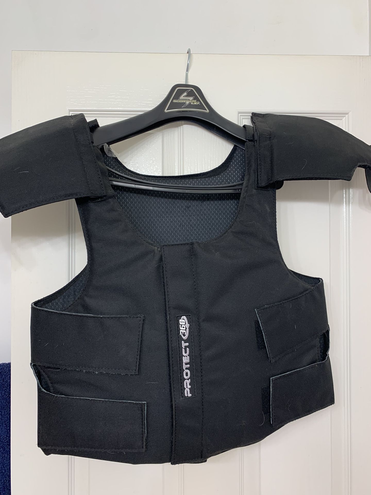 Flattrack Or Dirt Bike bull rider Vest -protects chest and ribs