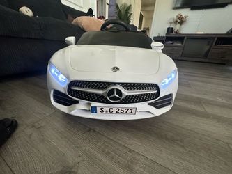 Mercedes-Benz Kids Ride-On Electric Car