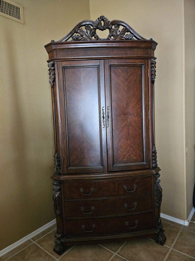 Armoire