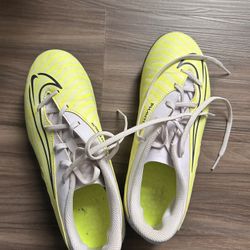 New Nike phantom soccer shoes